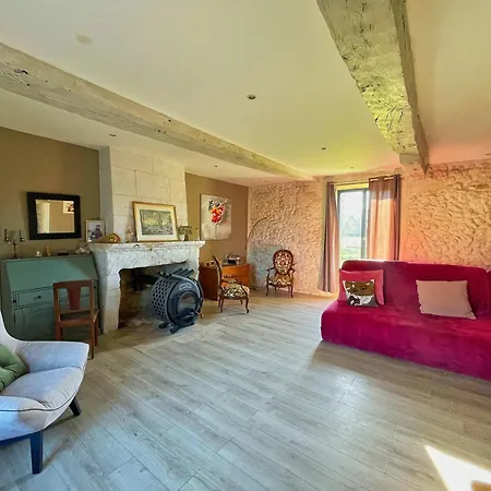 펜션 Charming Retreat With Swimming Pool *