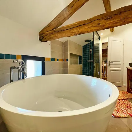 Charming Retreat With Swimming Pool * Douzillac